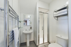 Puffin-Bedroom-2-Ensuite-min